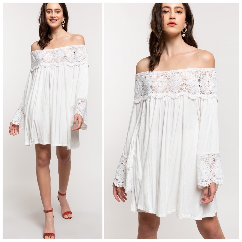 POL Make it Romance Lace Tunic - Picture 2 of 12